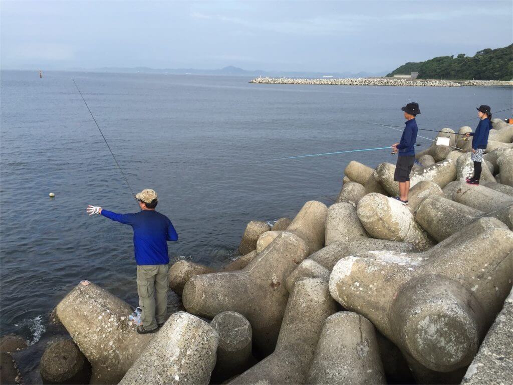 金田漁港外堤防　浮かせ釣り