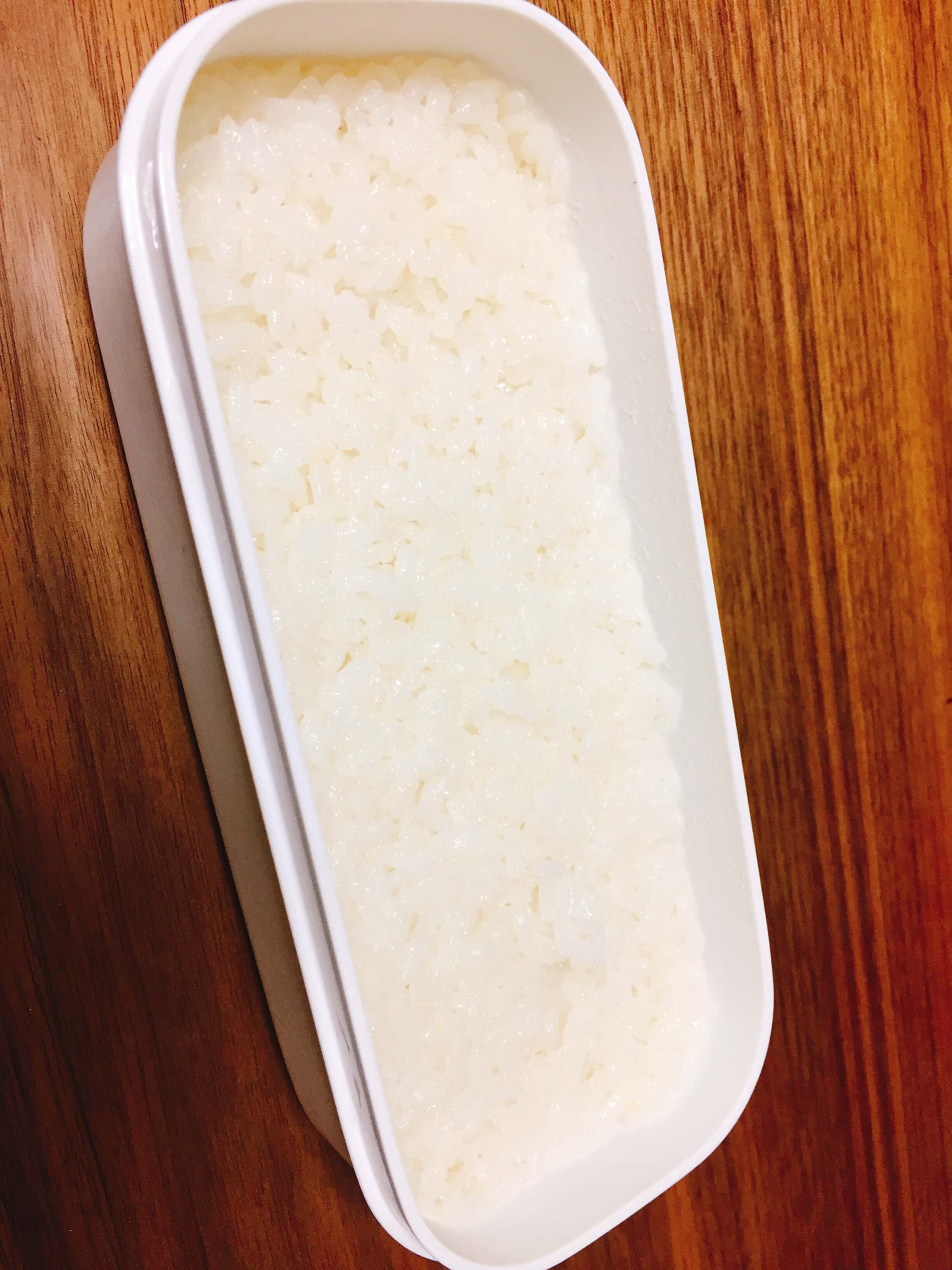 弁当箱につめたシャリ | ORETSURI