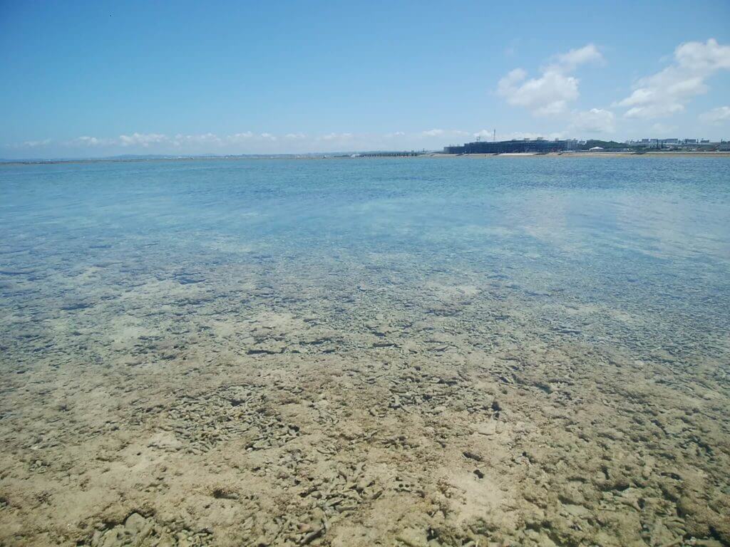 沖縄　透き通った水