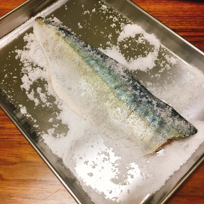 魚に塩をふる 意味とは 料理初心者が覚えておきたい3つのポイント Oretsuri 俺釣