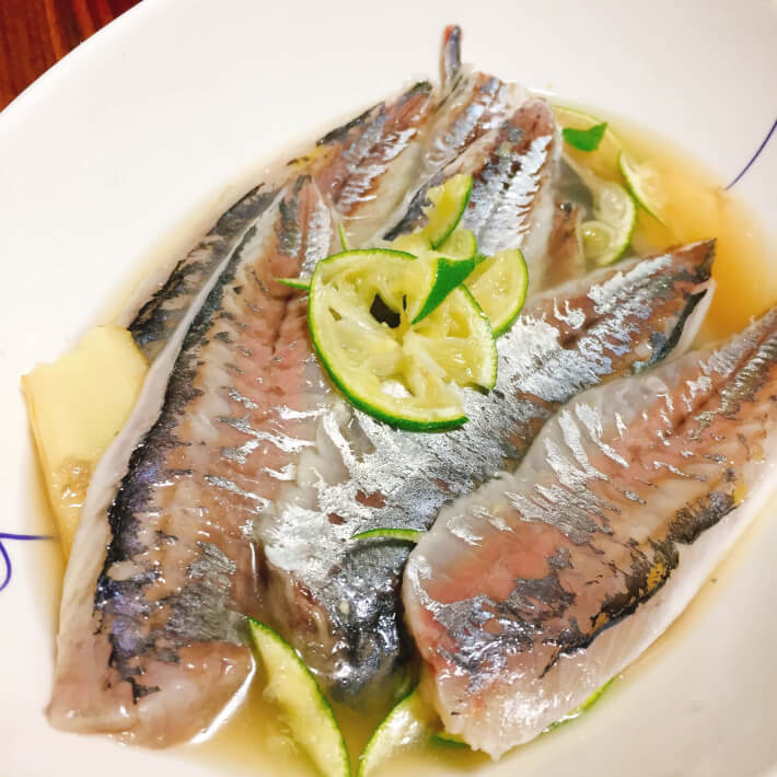 釣り料理 アジのスダチ締め