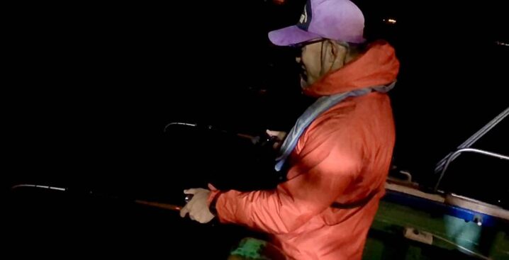 東京湾 夜アナゴ船 釣行 二本竿小突き が初心者にこそオススメな理由とは Oretsuri 俺釣