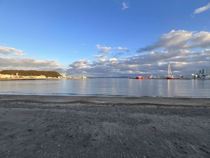 【1番詳しい】久里浜港の釣り場解説!(久里浜海岸・平作川河口・導流堤) ORETSURI